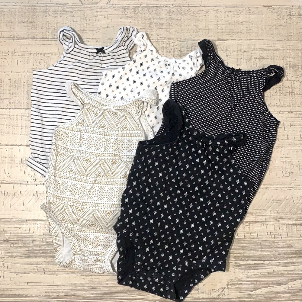 🔴5/$20 | set of Carter’s Sleeveless bodysuits